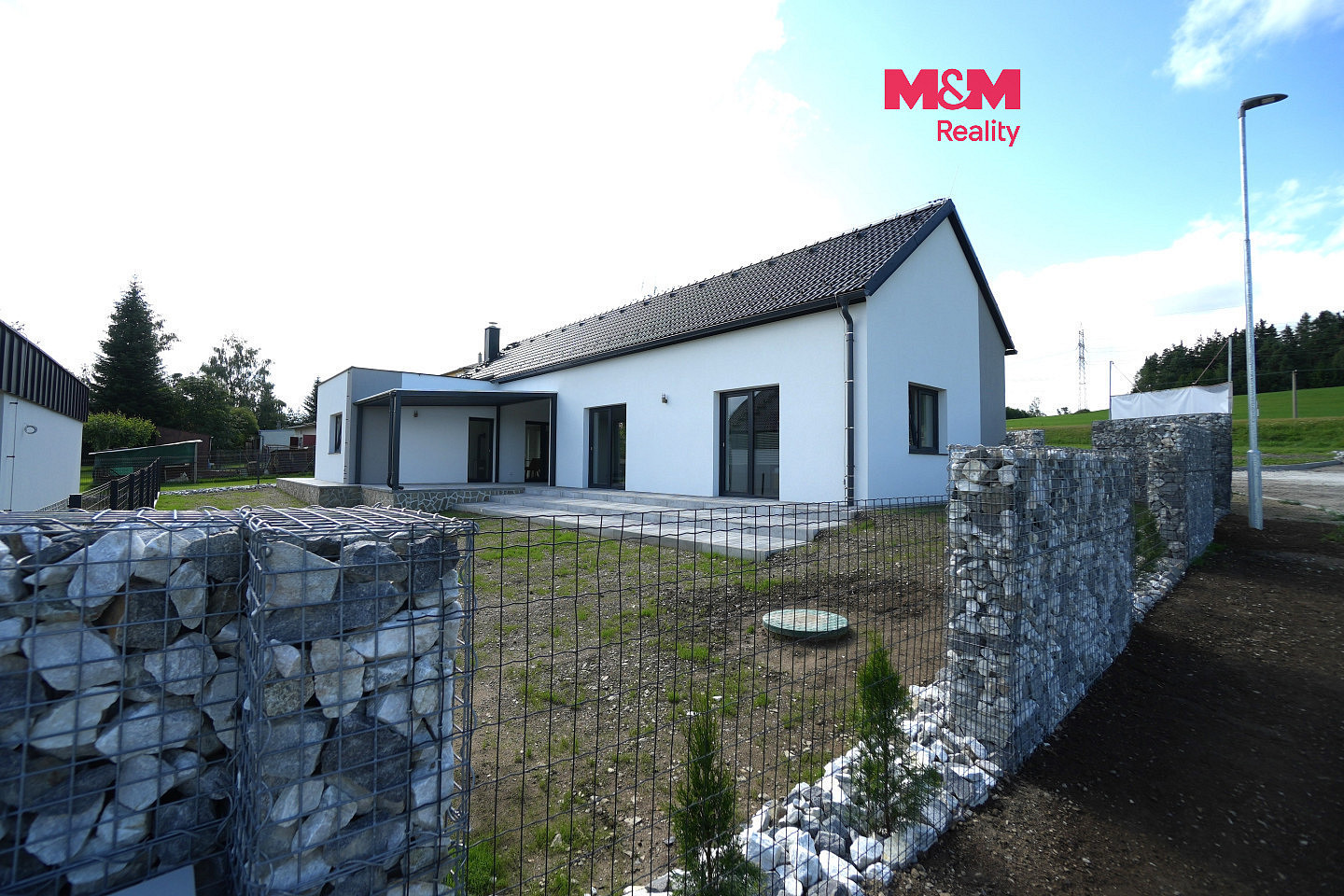 Prodej domu 180 m² s pozemkem 582 m²