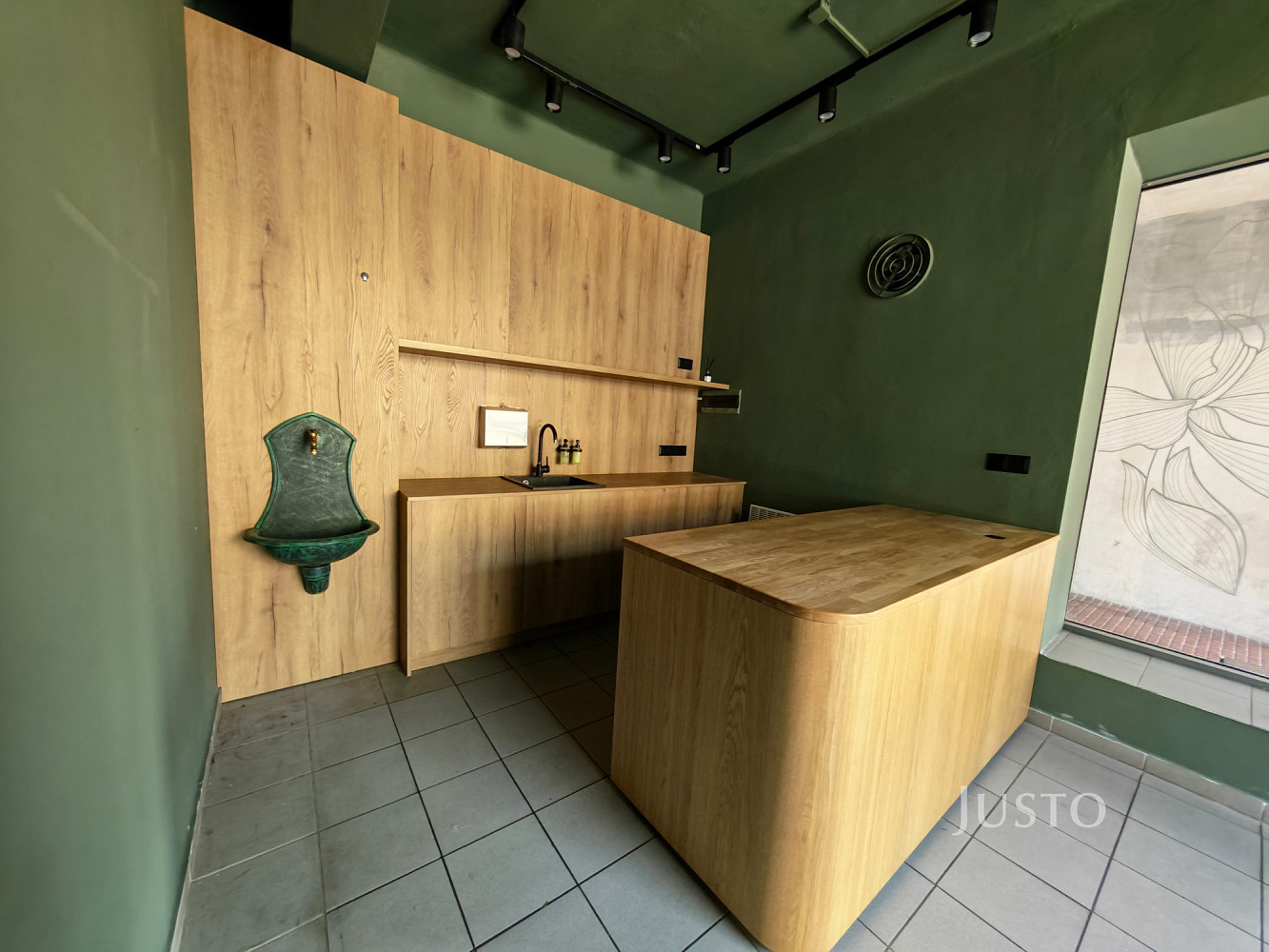 Pronájem obchodních prostor 37 m² – fotografie 3