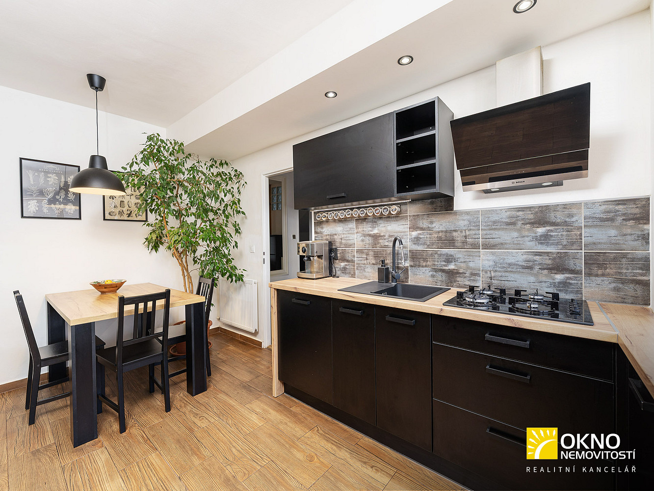 Prodej domu 180 m² s pozemkem 833 m² – fotografie 4