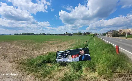 Prodej stavebního pozemku 3 952 m², Uničov, okres Olomouc