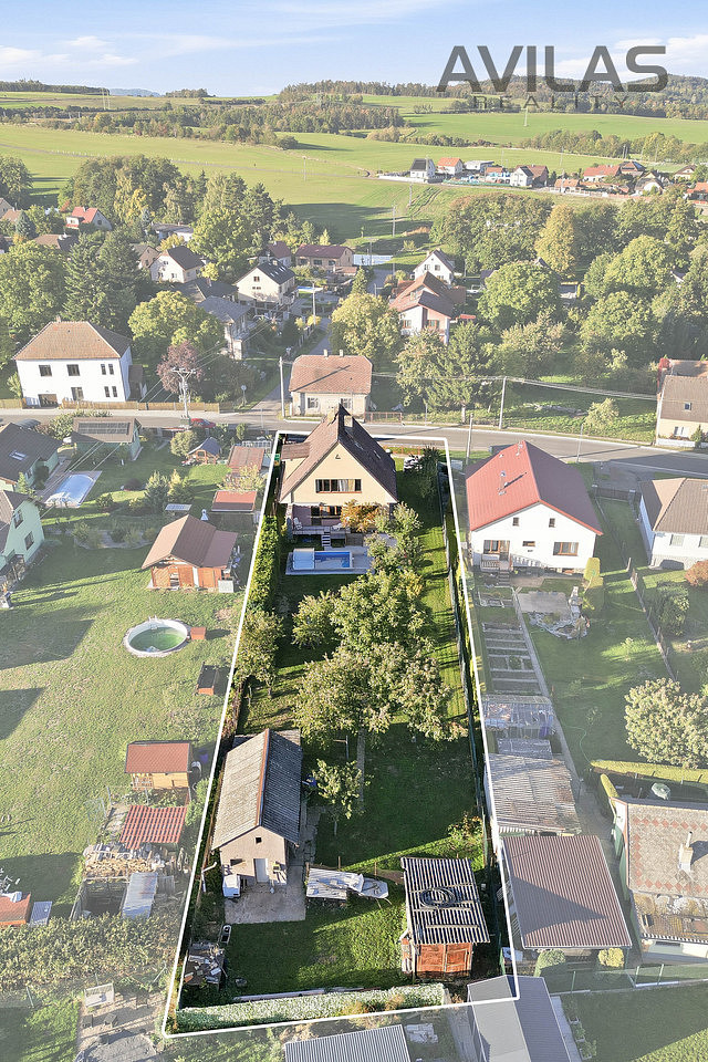 Prodej domu 286 m² s pozemkem 1 243 m²