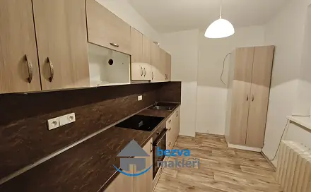 Pronájem bytu 2+1 52 m², Československé armády, Skuteč, okres Chrudim