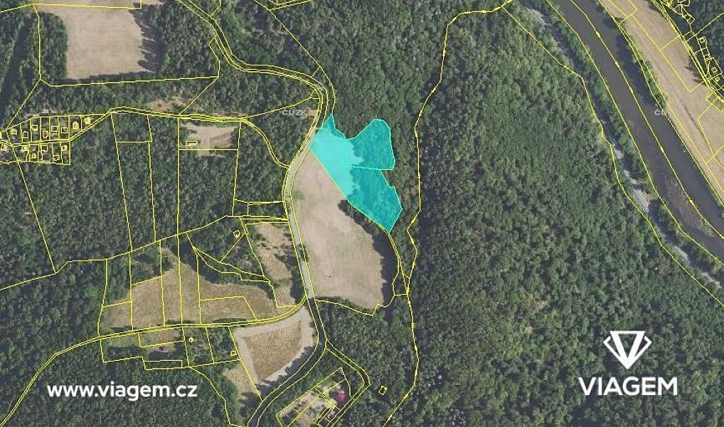 Prodej pole 6 917 m², Roztoky – náhled fotky 3