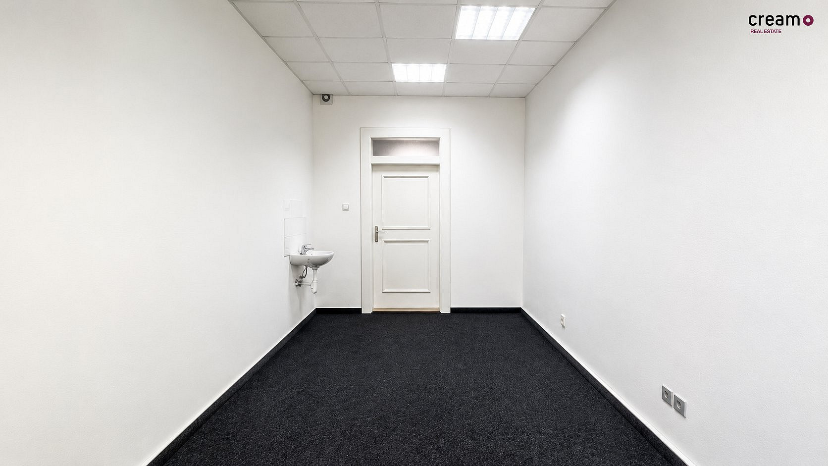 Pronájem kanceláře 17 m² – fotografie 3