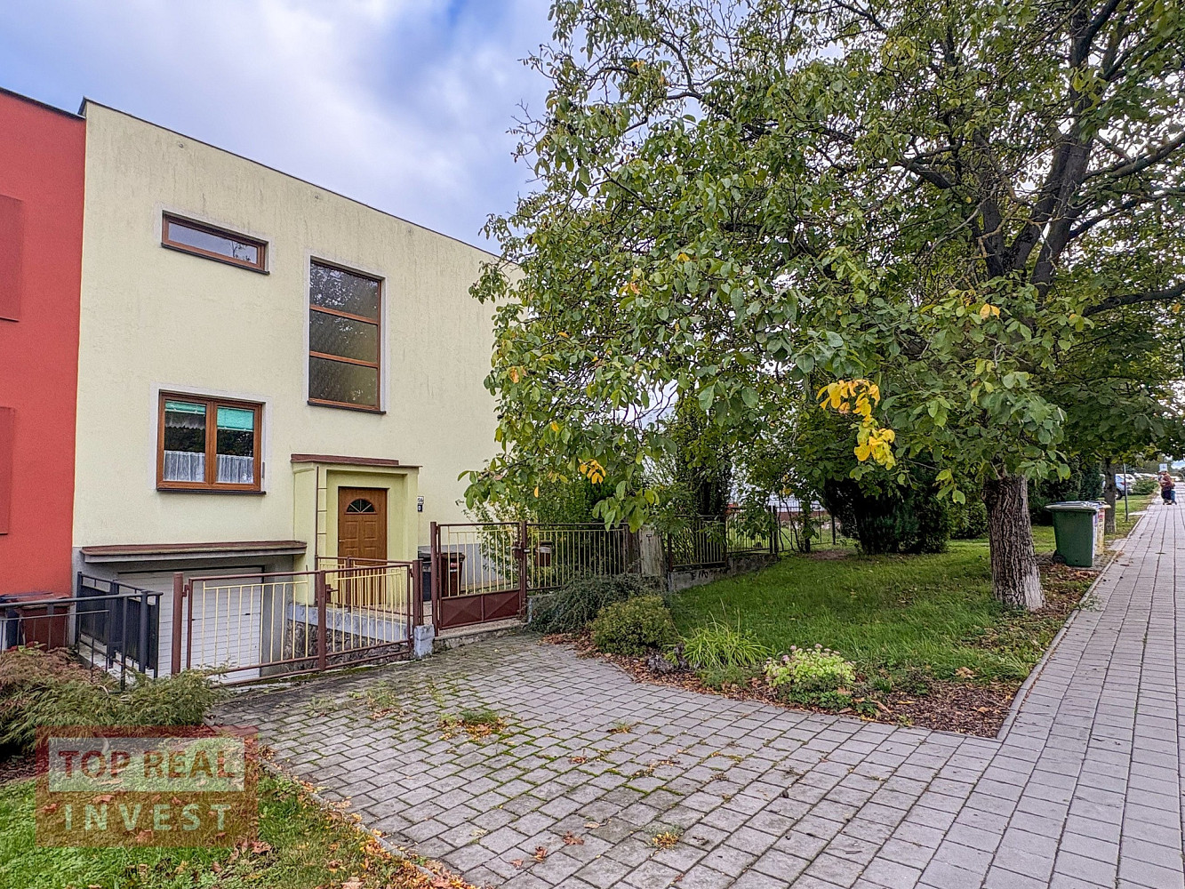 Prodej domu 209 m² s pozemkem 357 m²