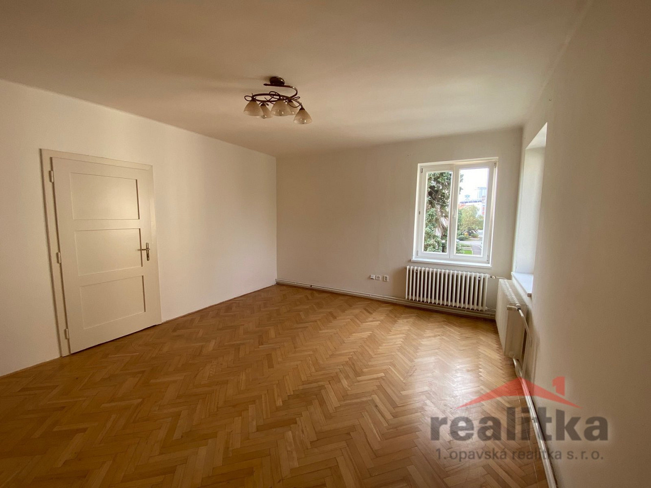 Pronájem bytu 3+kk 79 m² – fotografie 2