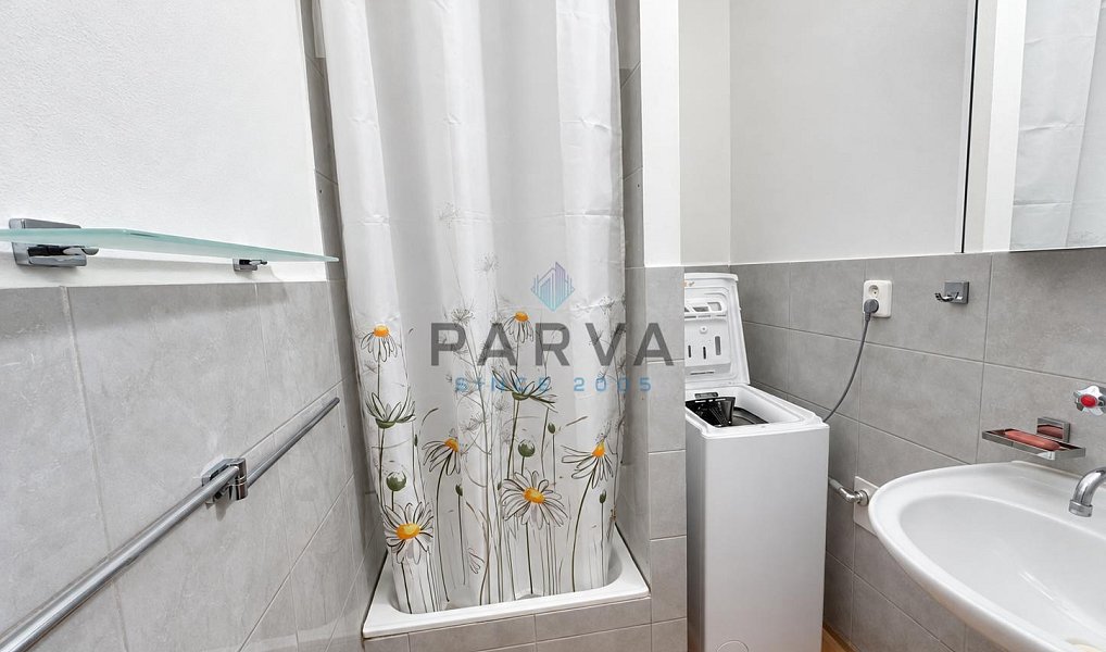 Pronájem bytu 1+kk 26 m², Plzeň – náhled fotky 5