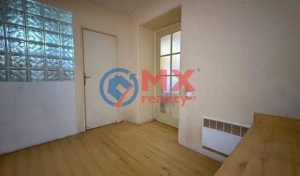 Prodej bytu 1+1 38 m², Praha – náhled fotky 8