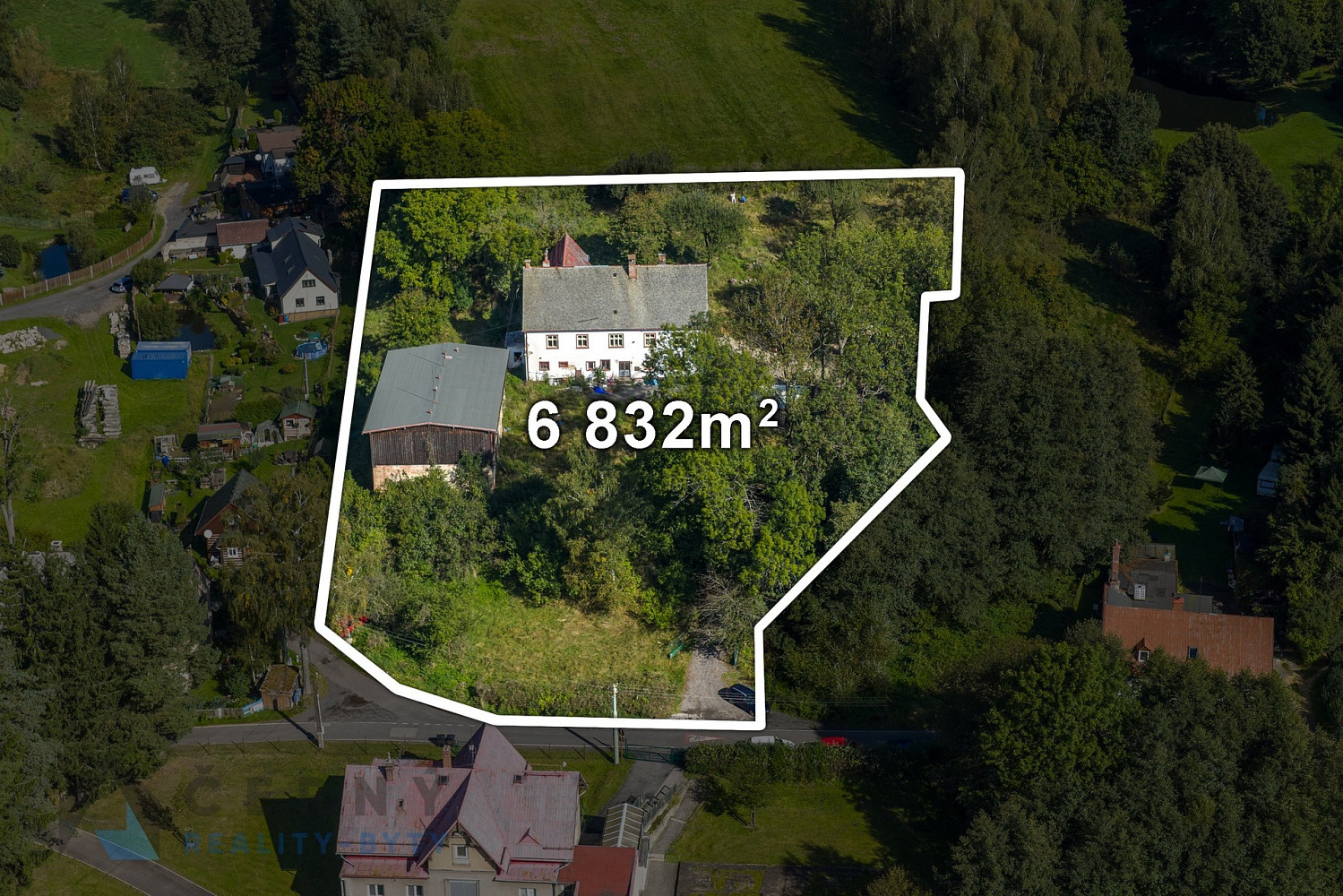 10 rooms, 832.0 m² in Liberec