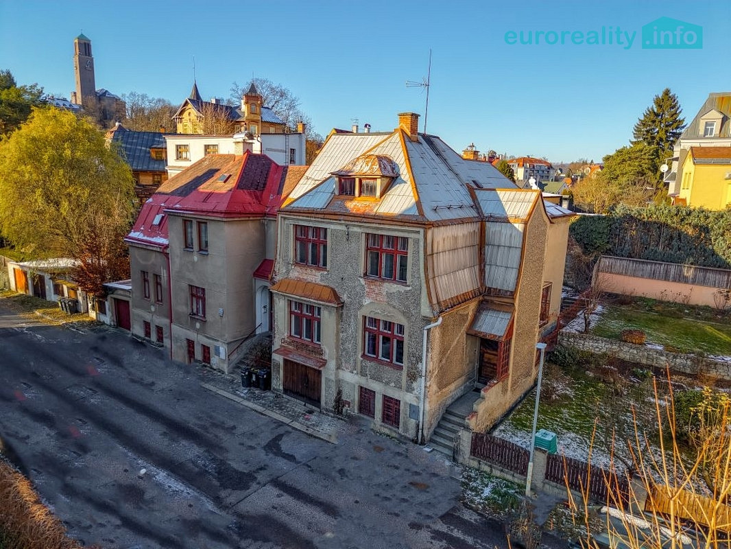 Prodej domu 218 m² s pozemkem 191 m²