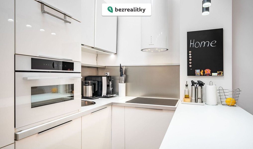 Prodej bytu 2+kk 47 m², Praha – náhled fotky 2