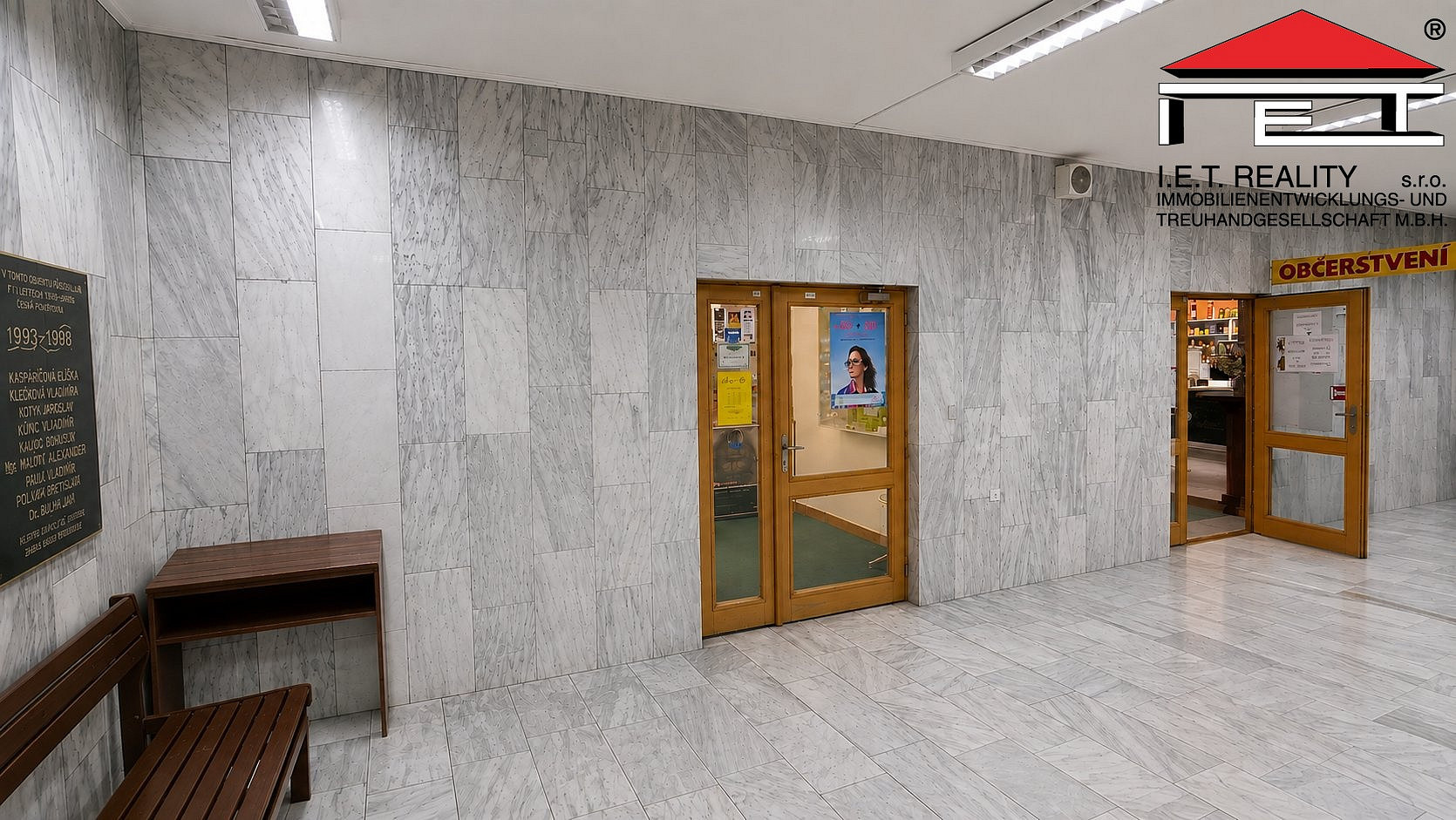 Pronájem obchodních prostor 37 m²
