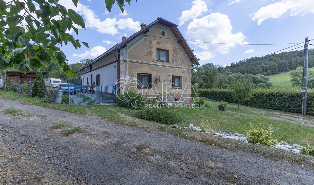 Prodej domu 250 m² s pozemkem 2 899 m², Lichnov – náhled fotky 4