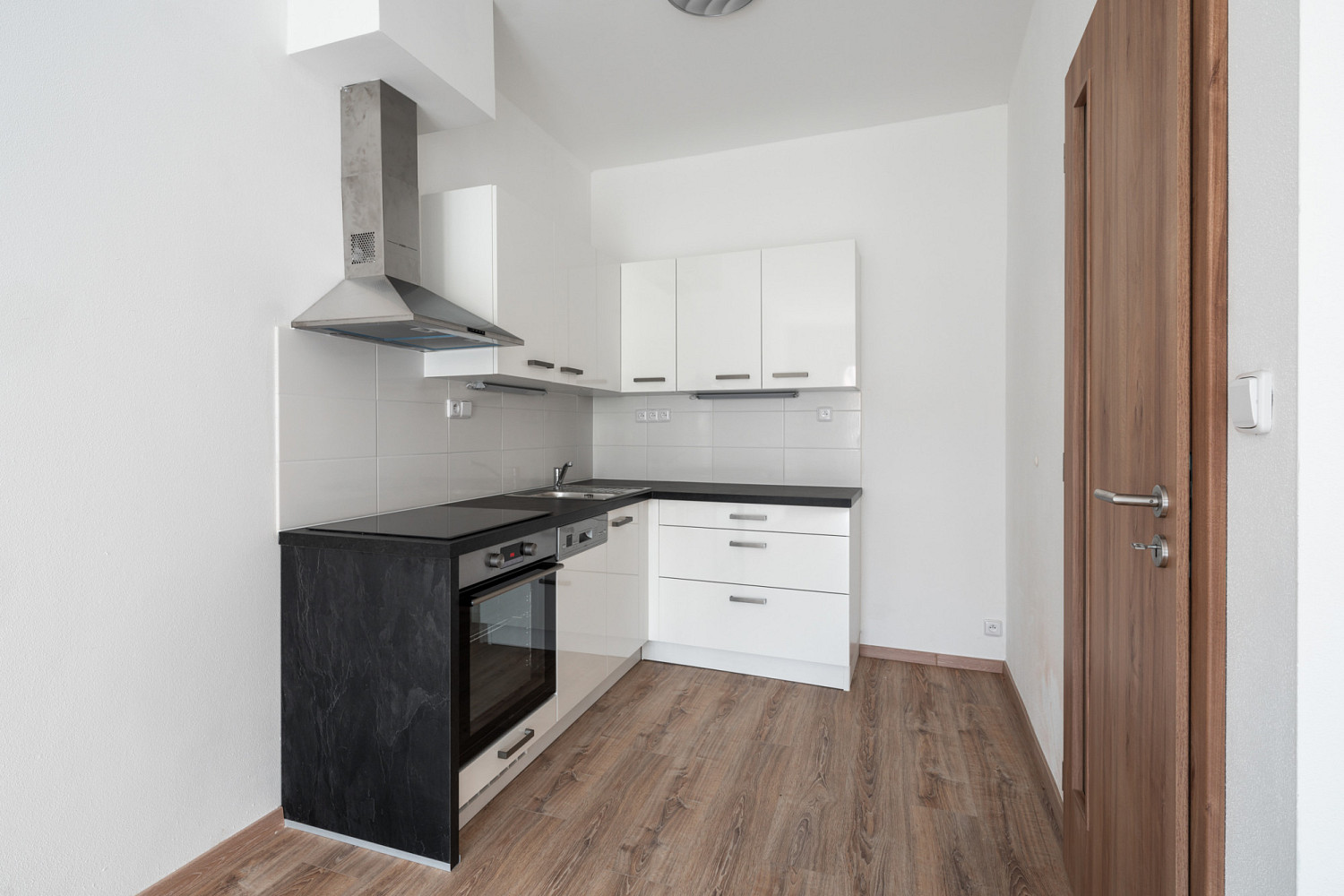 Pronájem bytu 2+kk 44 m² - Widok 6