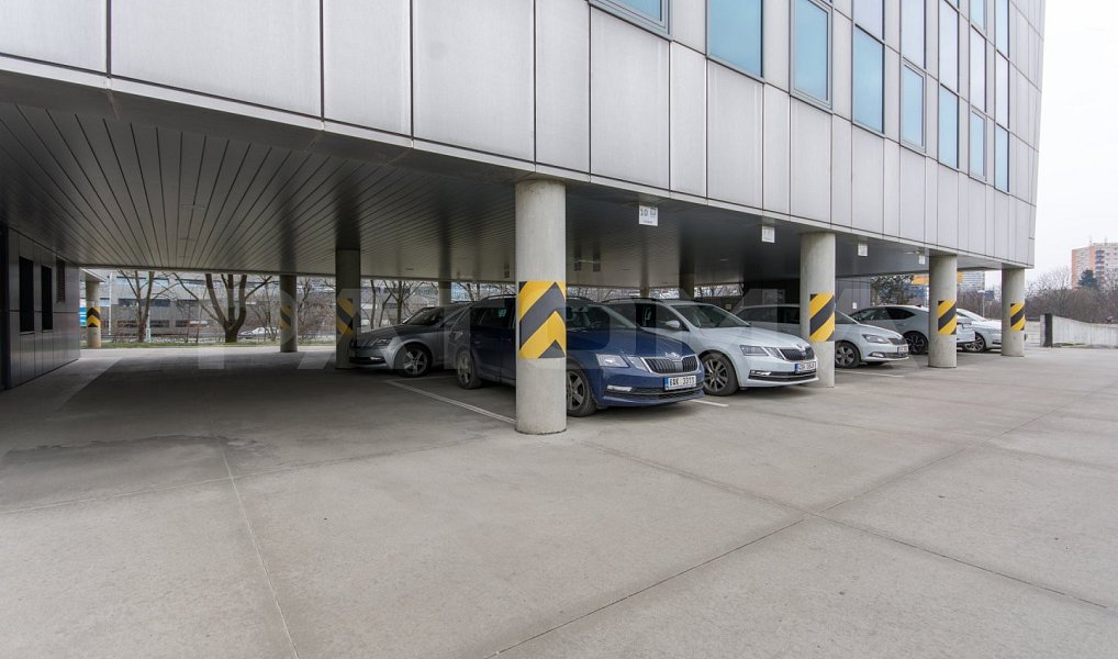 Pronájem kanceláře 406 m², Praha – náhled fotky 10