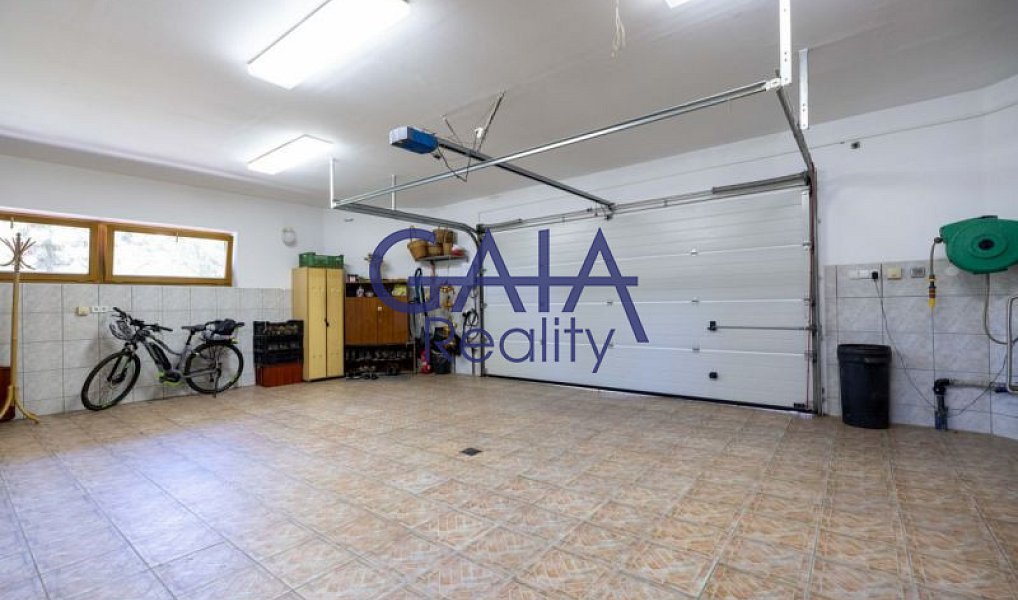 Prodej domu 354 m² s pozemkem 3 088 m², Strážovice – náhled fotky 18