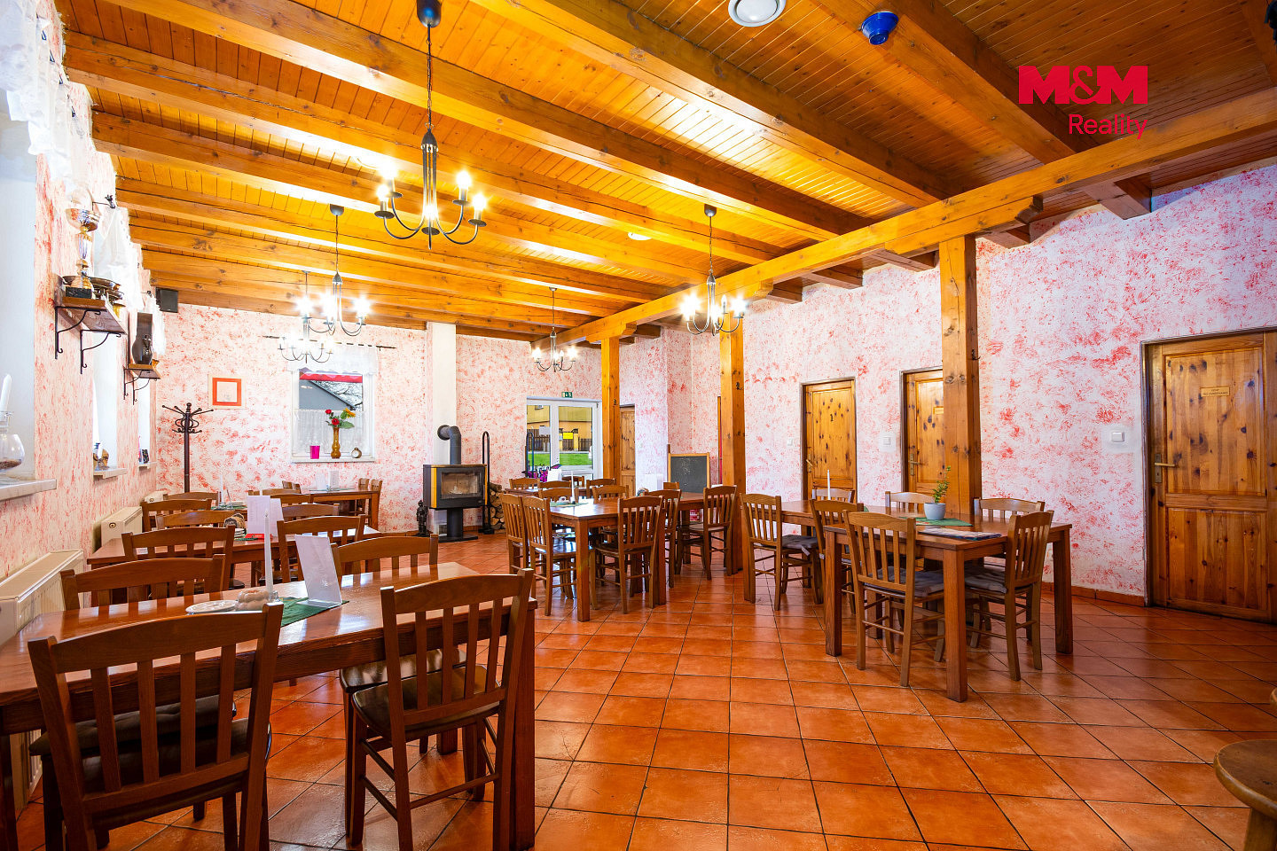 Prodej restaurace 168 m² – fotografie 2