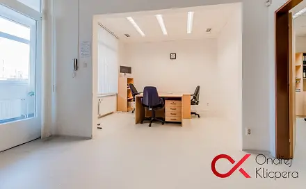 Pronájem kanceláře 44 m², Hartigova, Praha 3 - Žižkov