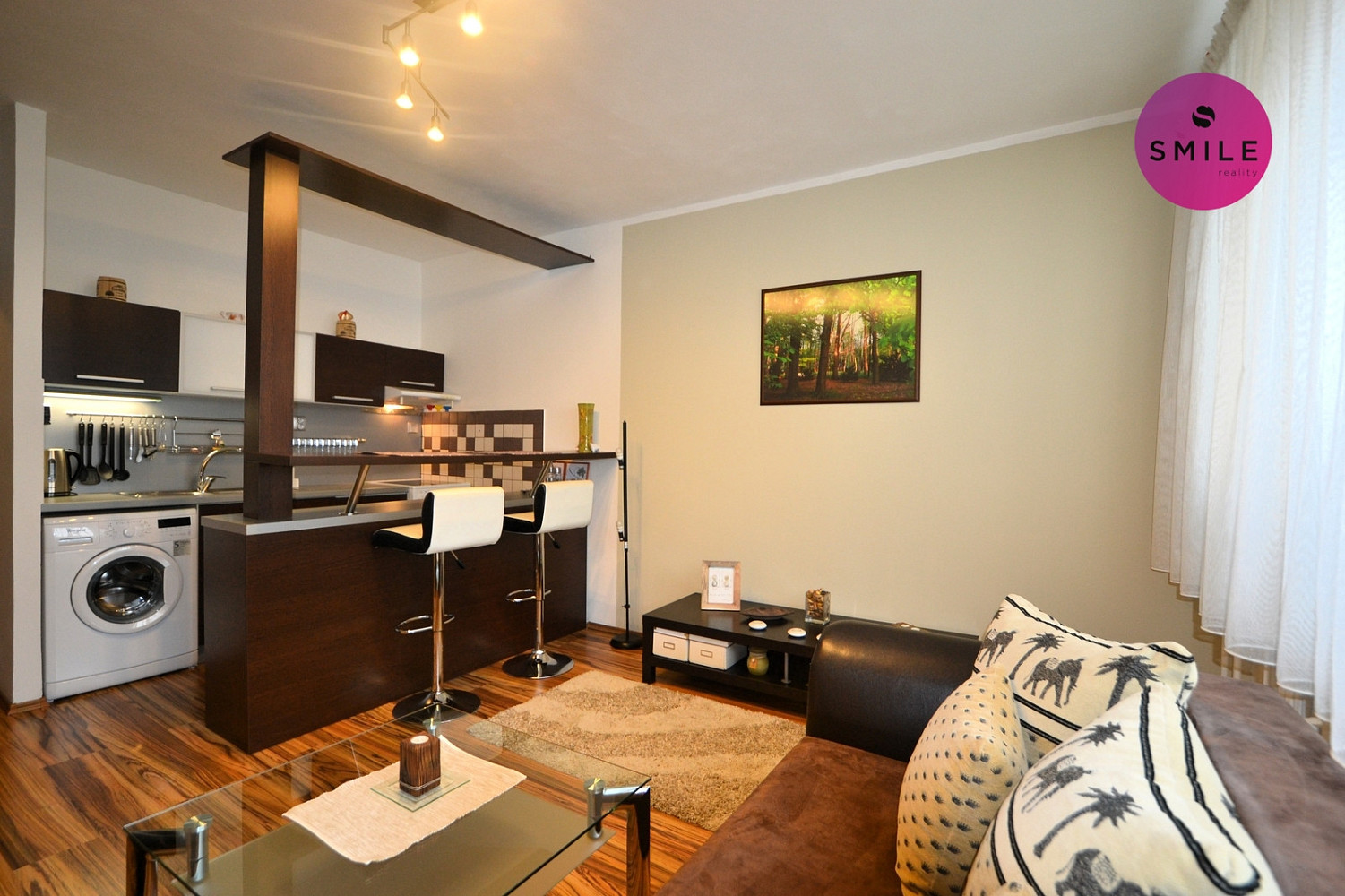 Pronájem bytu 2+kk 47 m² – fotografie 3