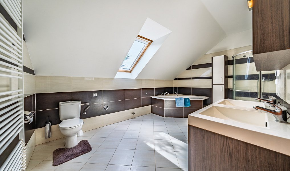 Prodej domu 212 m² s pozemkem 475 m², Chocerady – náhled fotky 19