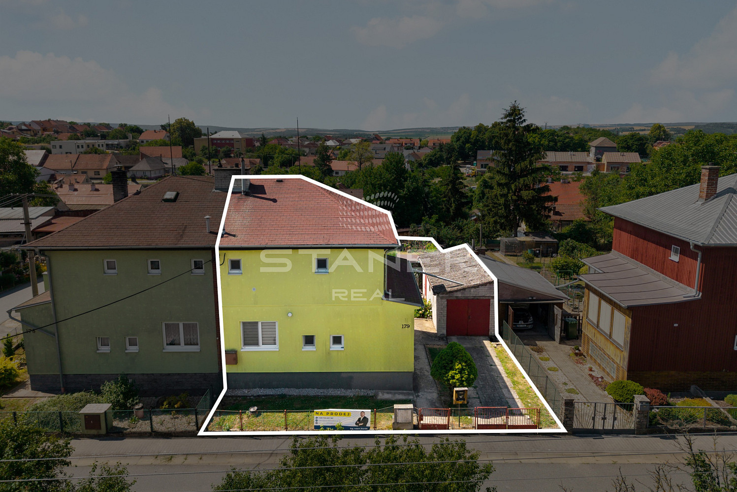 Prodej domu 80 m² s pozemkem 442 m² – fotografie 2