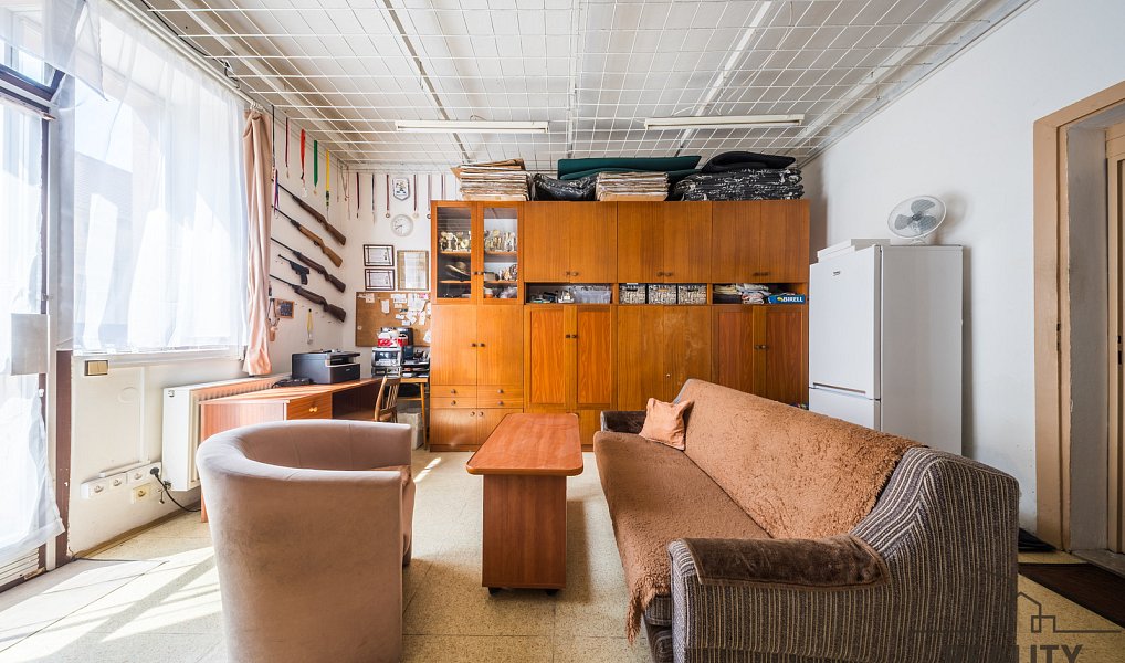 Prodej domu 242 m² s pozemkem 430 m², Hodonín – náhled fotky 27