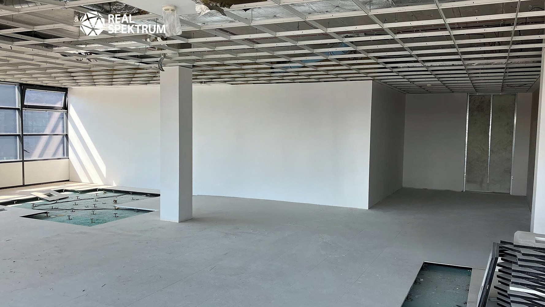 Pronájem kanceláře 180 m² – fotografie 5