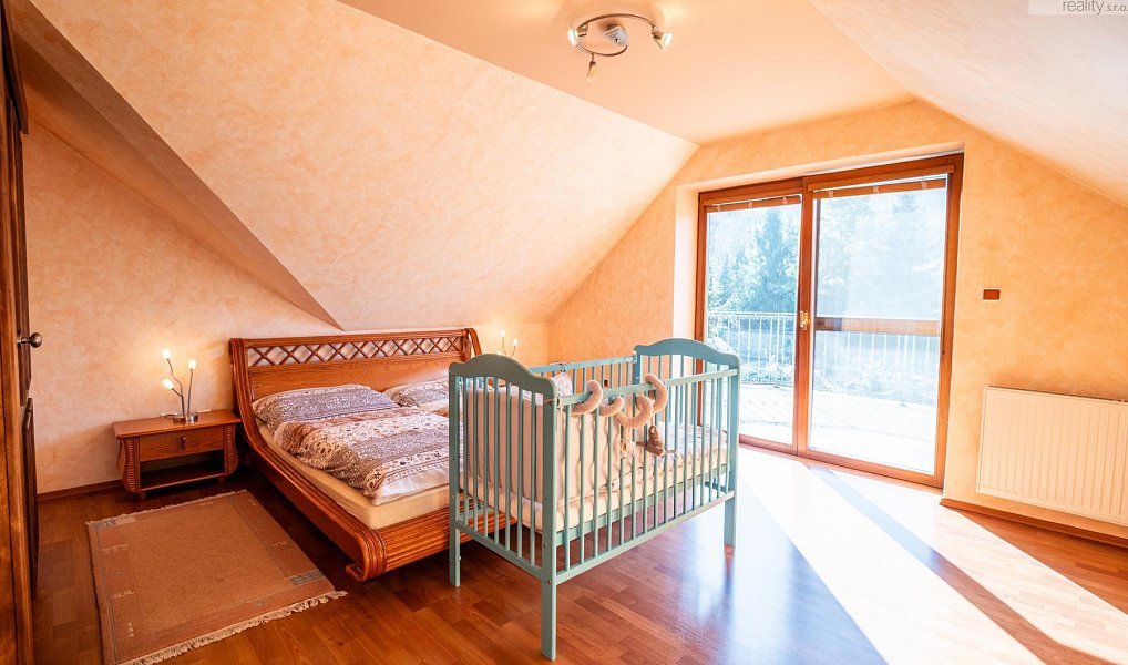 Prodej domu 372 m² s pozemkem 3 764 m², Lužice – náhled fotky 26