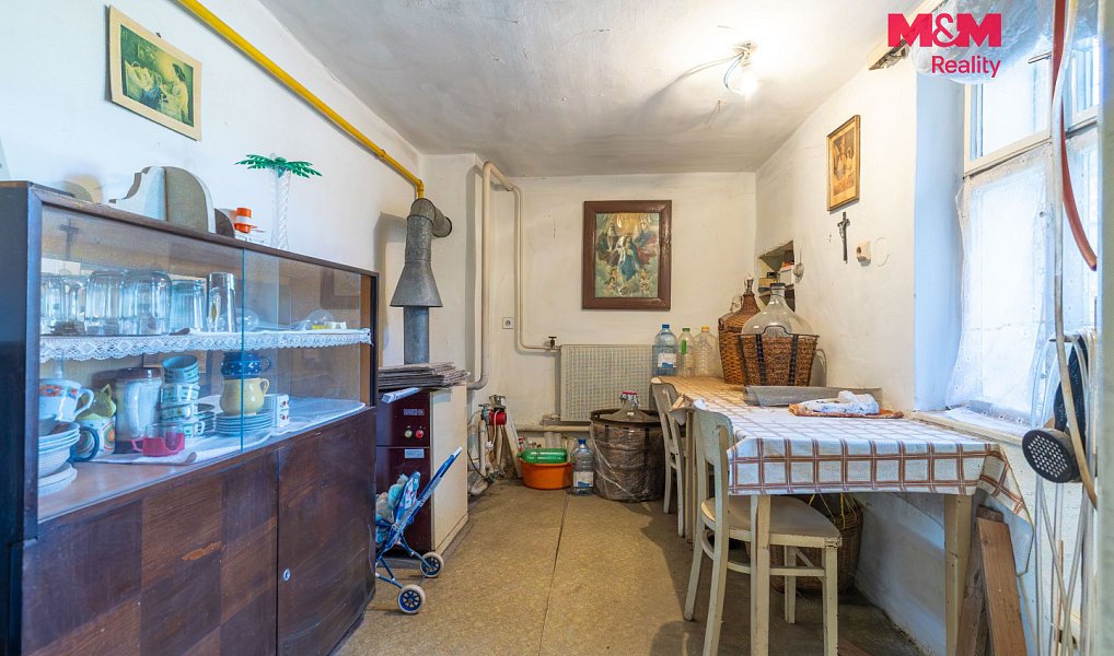 Prodej domu 150 m² s pozemkem 1 482 m², Hulín – náhled fotky 18