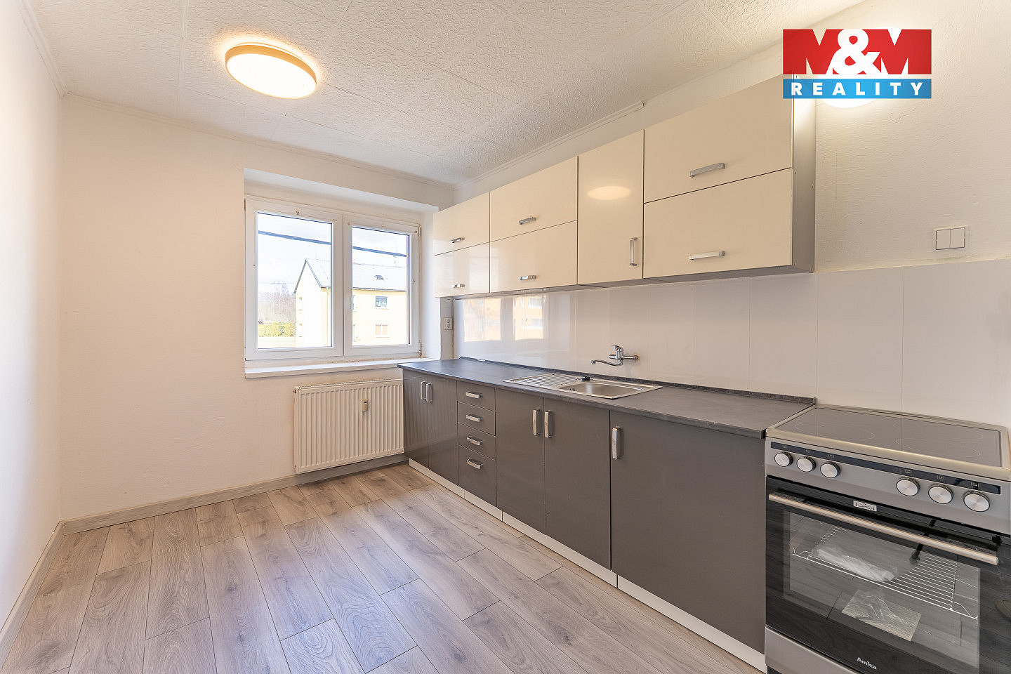 Prodej bytu 2+1 63 m² — photo 2