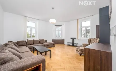 Prodej bytu 3+1 100 m², Husova, Benešov