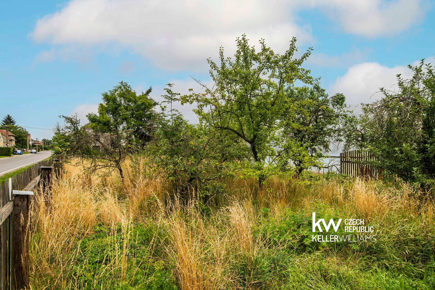 Prodej stavebního pozemku 591 m² – fotografie 4