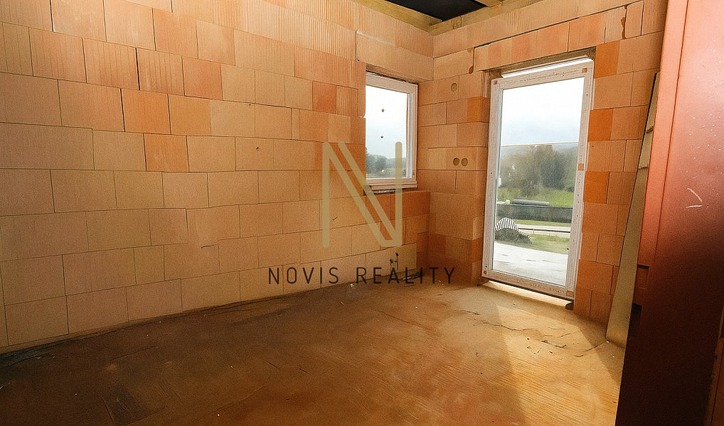 Prodej domu 200 m² s pozemkem 869 m², Blovice – náhled fotky 18