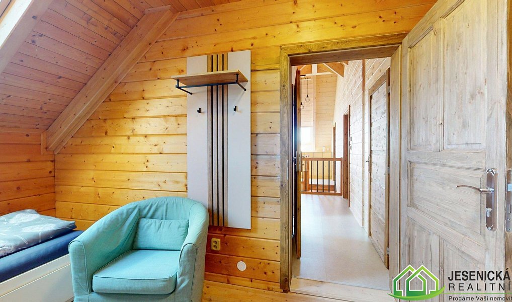 Prodej chaty/chalupy 249 m² s pozemkem 829 m², Staré Město – náhled fotky 26