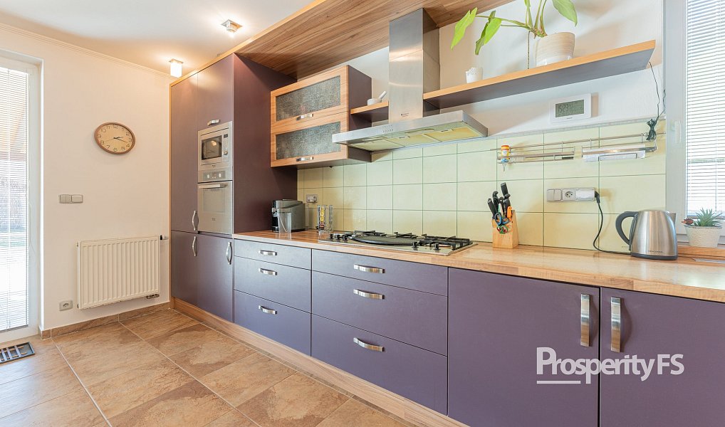 Prodej domu 169 m² s pozemkem 1 152 m², Lutopecny – náhled fotky 7