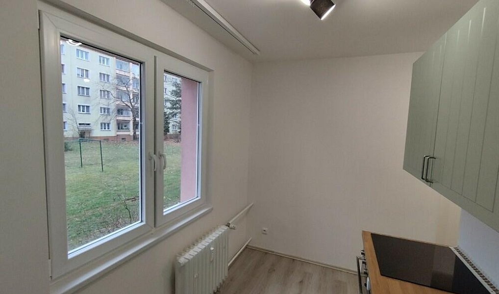 Pronájem bytu 3+1 72 m², Praha – náhled fotky 4