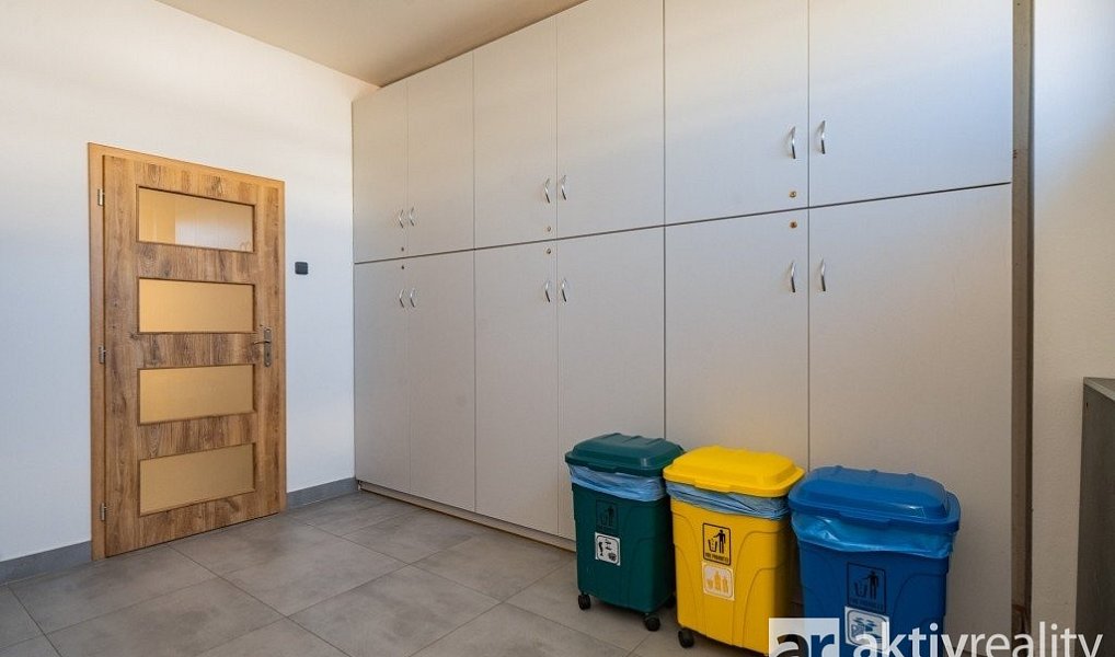 Pronájem kanceláře 240 m², Neratovice – náhled fotky 21