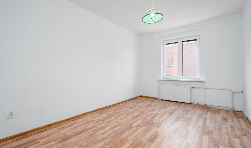 Prodej domu 150 m² s pozemkem 100 m², Trmice – náhled fotky 9