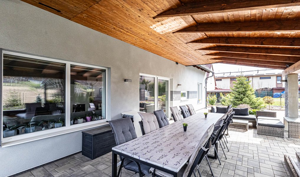 Prodej vily 318 m² s pozemkem 981 m², Stehelčeves – náhled fotky 4