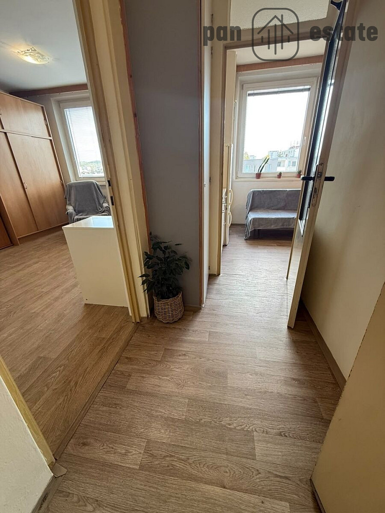 Pronájem bytu 1+1 32 m² – fotografie 5