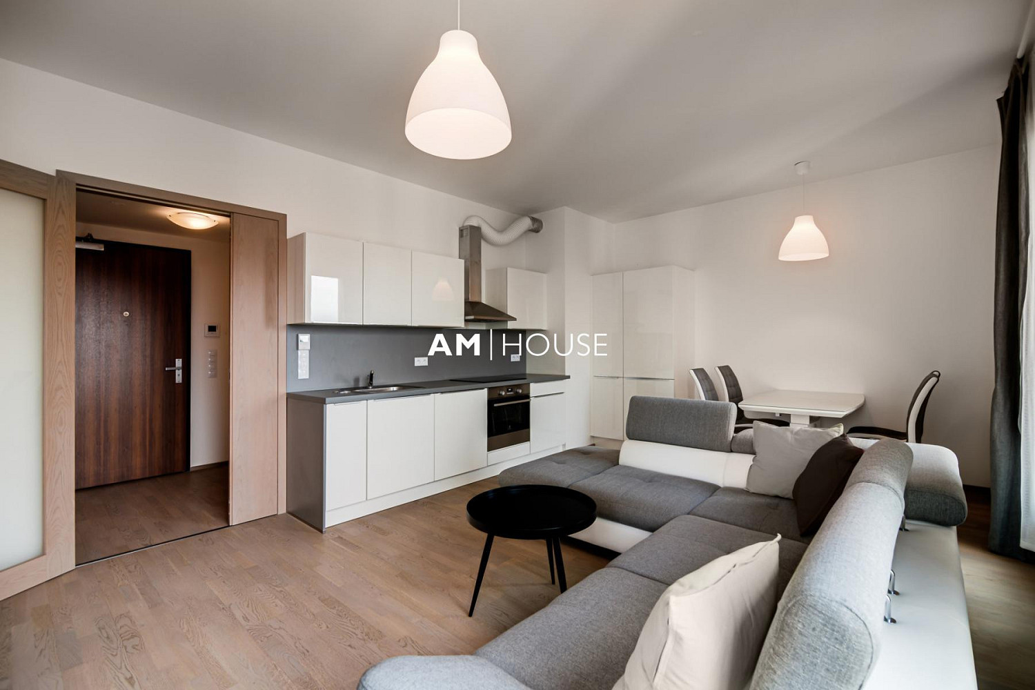 Pronájem bytu 2+kk 49 m² – fotografie 3