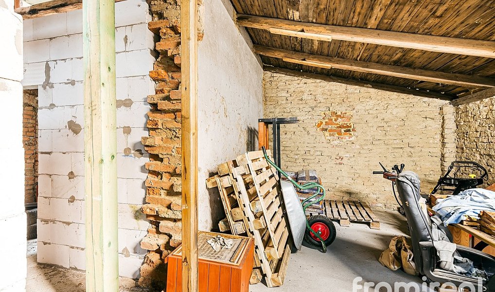 Prodej domu 180 m² s pozemkem 1 481 m², Lomnice – náhled fotky 9