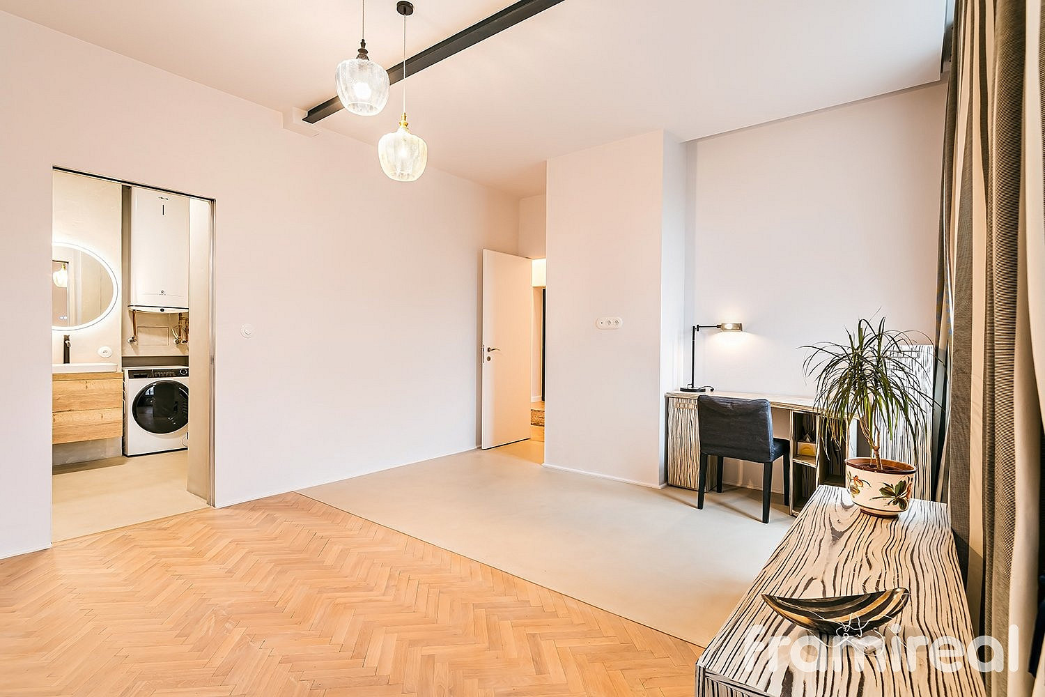 Pronájem bytu 3+kk 97 m² — photo 4