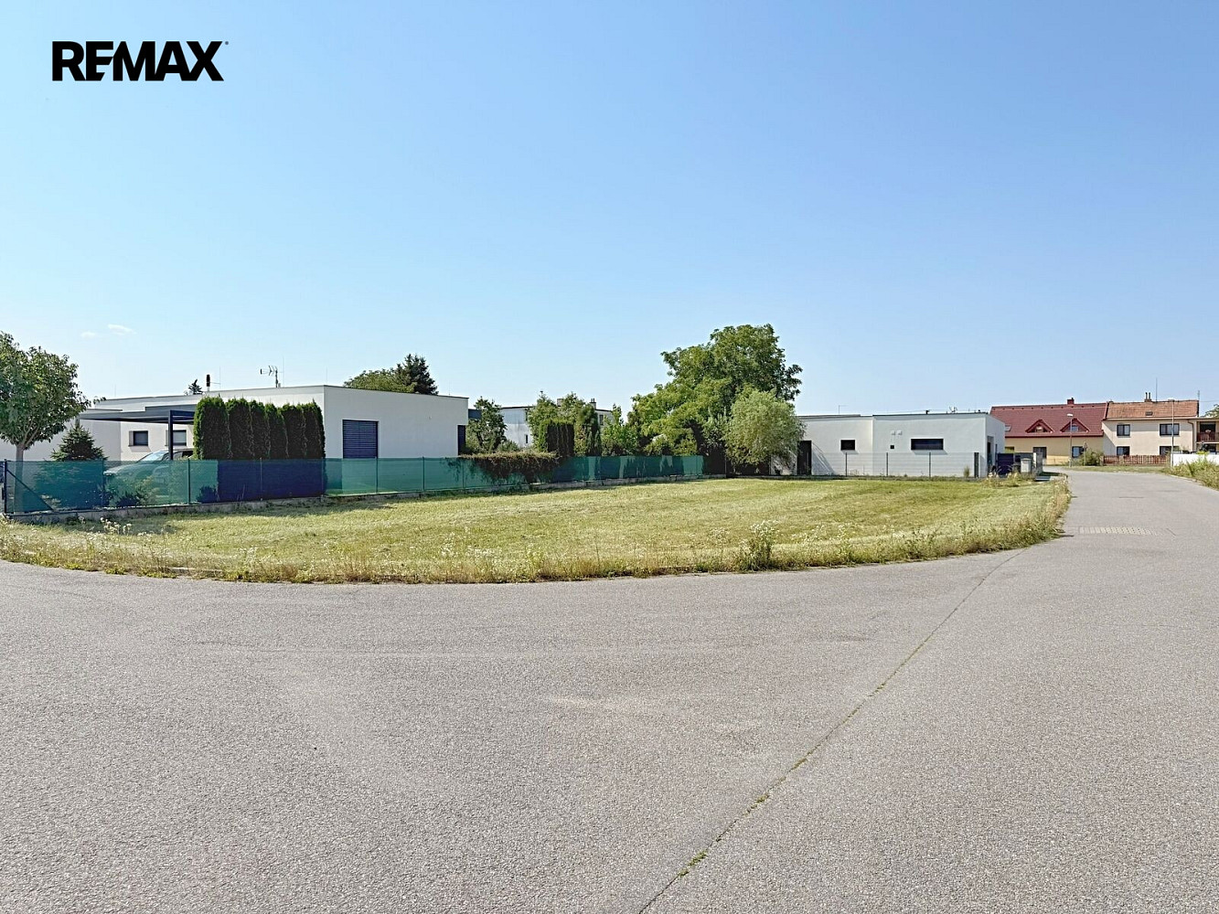 Prodej stavebního pozemku 893 m²