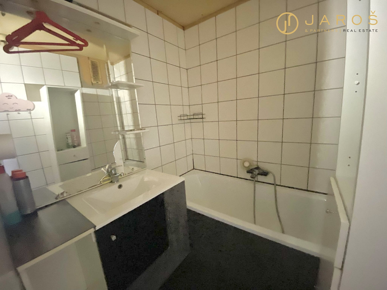 Pronájem bytu 2+1 53 m² – fotografie 4