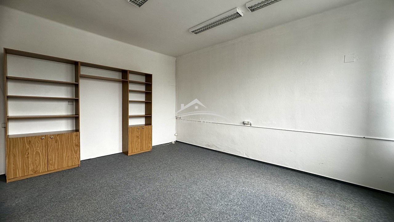 Pronájem kanceláře 26 m² – fotografie 4