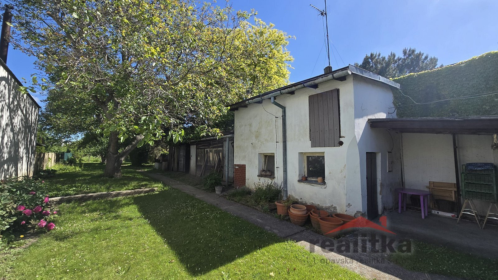 Prodej domu 160 m² s pozemkem 1 144 m² – fotografie 3