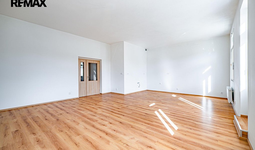 Prodej bytu 2+kk 95 m², Mariánské Lázně – náhled fotky 5