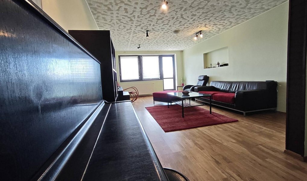 Prodej domu 170 m² s pozemkem 279 m², Cheb – náhled fotky 6