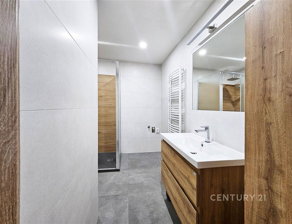 Prodej domu 92 m² s pozemkem 400 m²